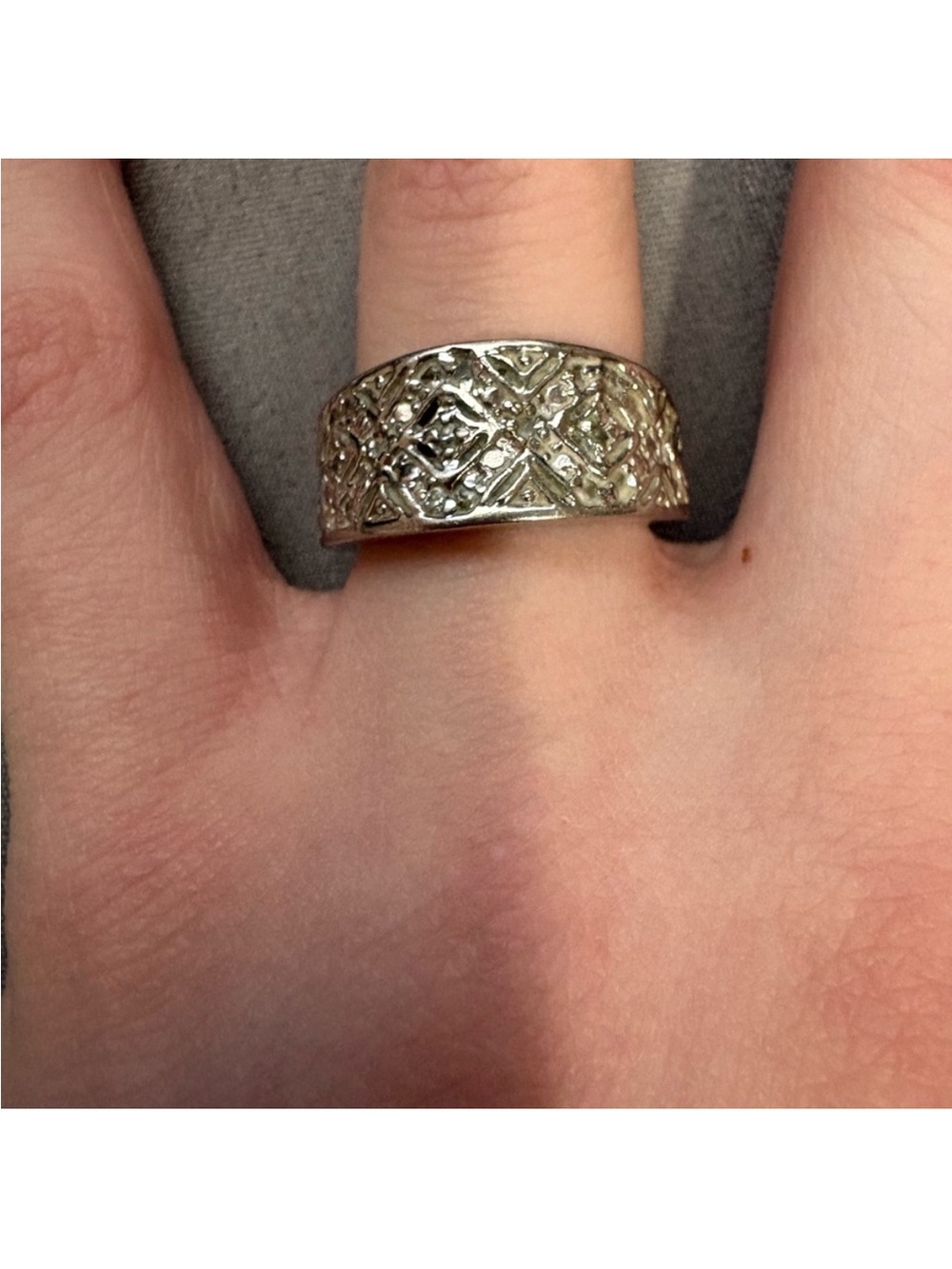 3 for $14 Intricate Silver-Tone Floral Pattern Women's Band Ring size 8